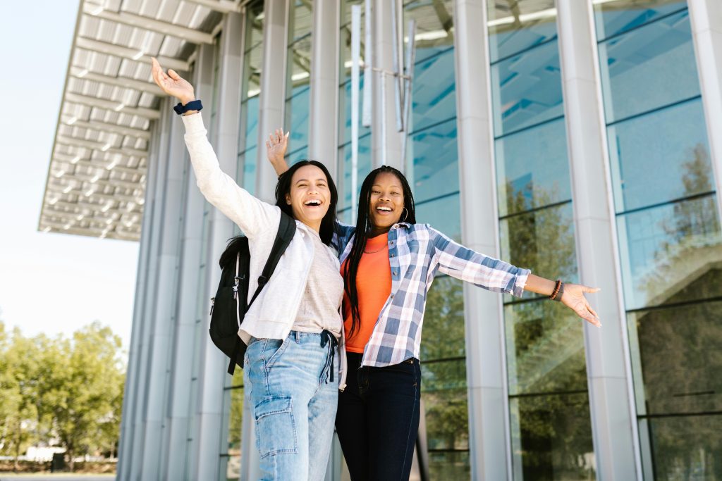 Life of Indian Students in USA: Challenges & Experiences